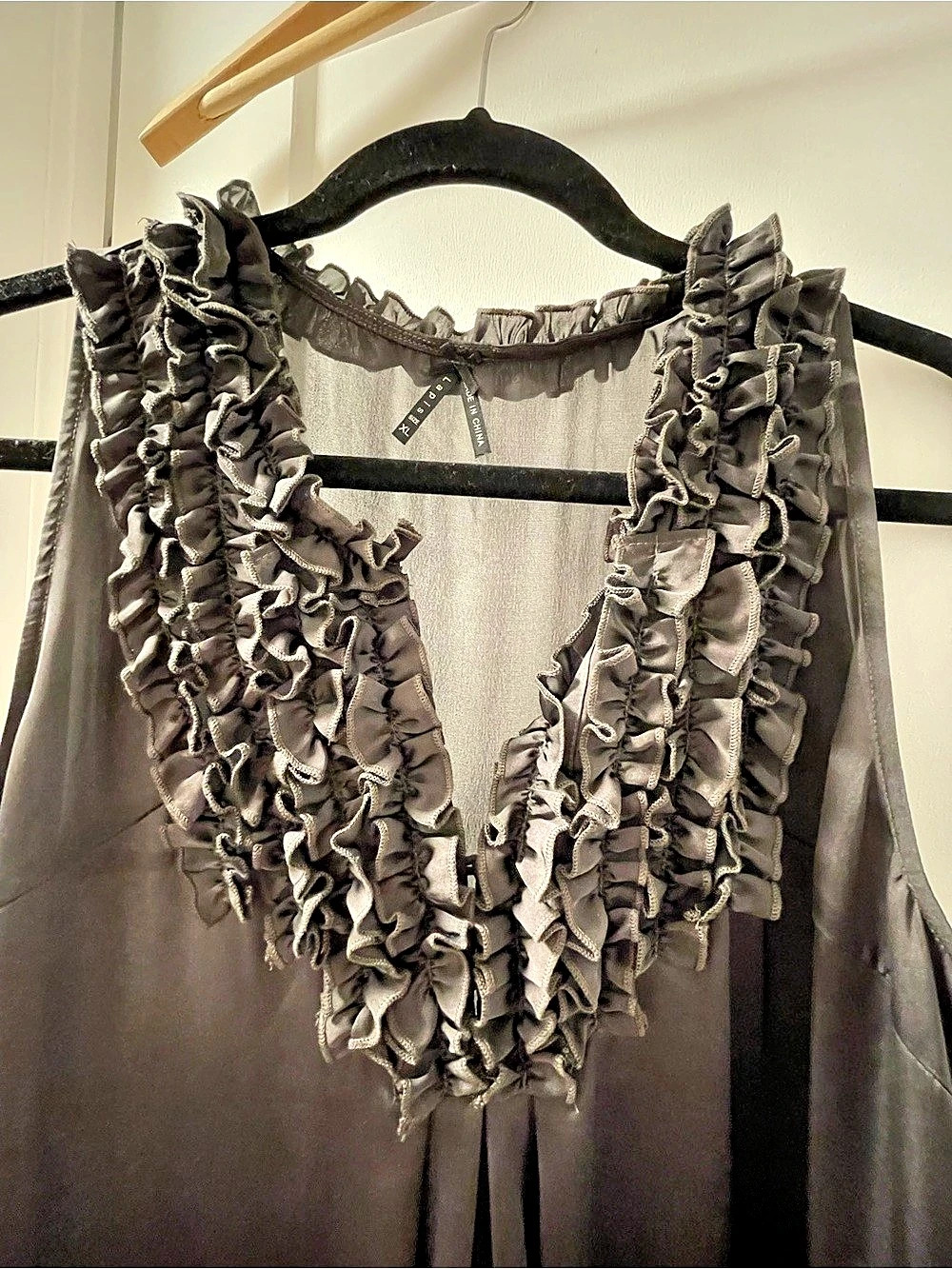 Lapis Brand Ruffle Neck Tunic Gray - Picture 2 of 7
